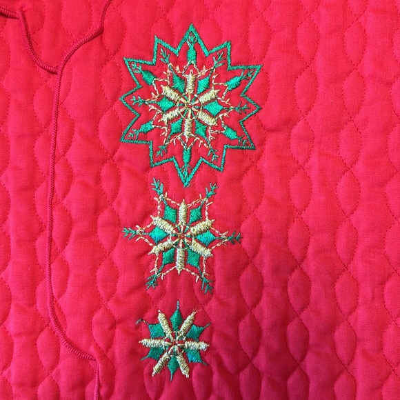 Beautiful Vintage Quilted & Embroidered Cloth Placemats - Picture 3 of 4